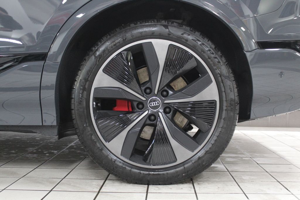 2025 Audi e-tron Premium Electric Motor