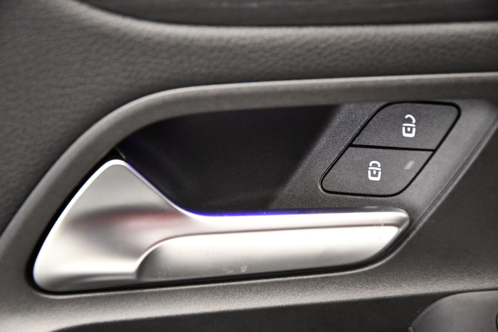 2025 Mercedes-Benz GLA