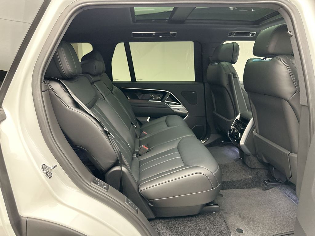 2025 Land Rover Range Rover