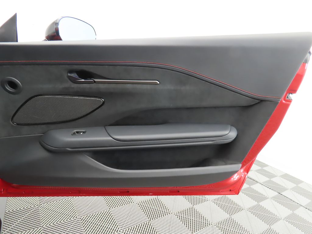 2025 Aston Martin Vantage Base V8 Coupe