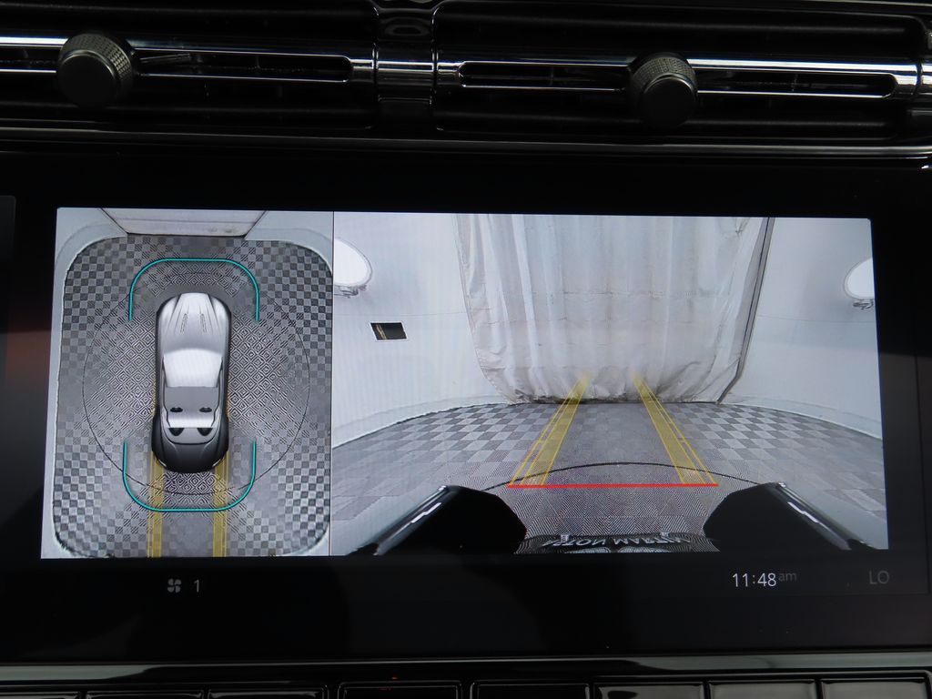 2025 Aston Martin DB12