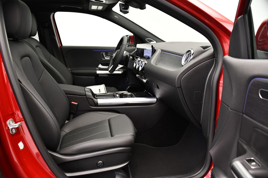 2025 Mercedes-Benz GLA