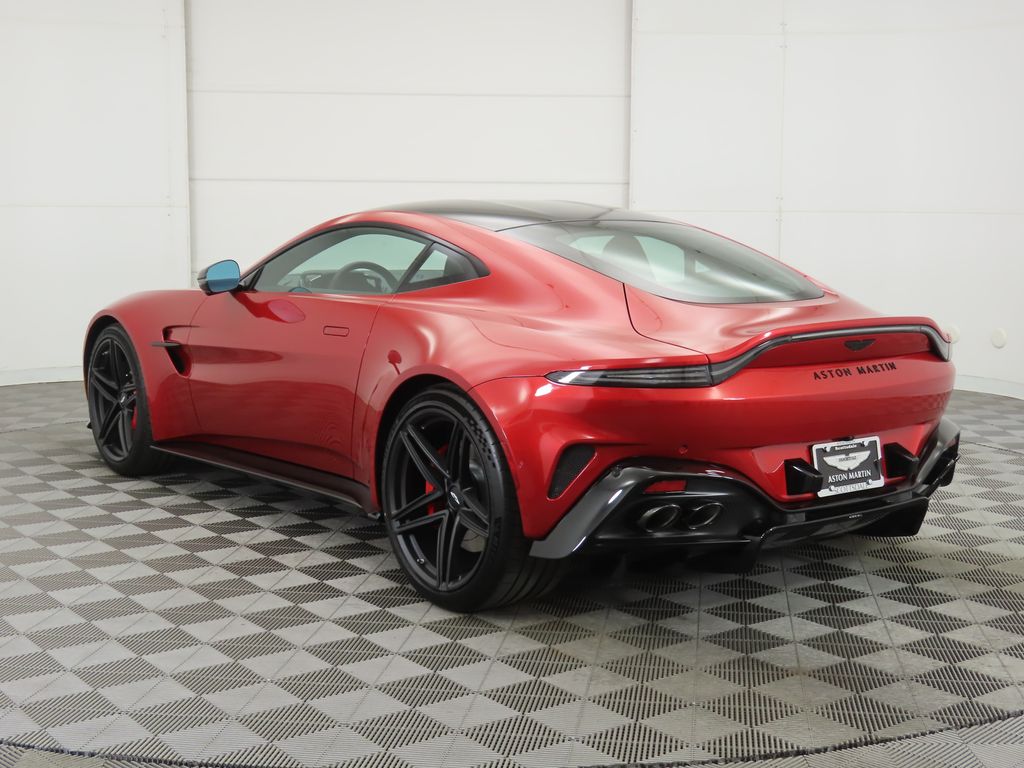 2025 Aston Martin Vantage Base V8 Coupe