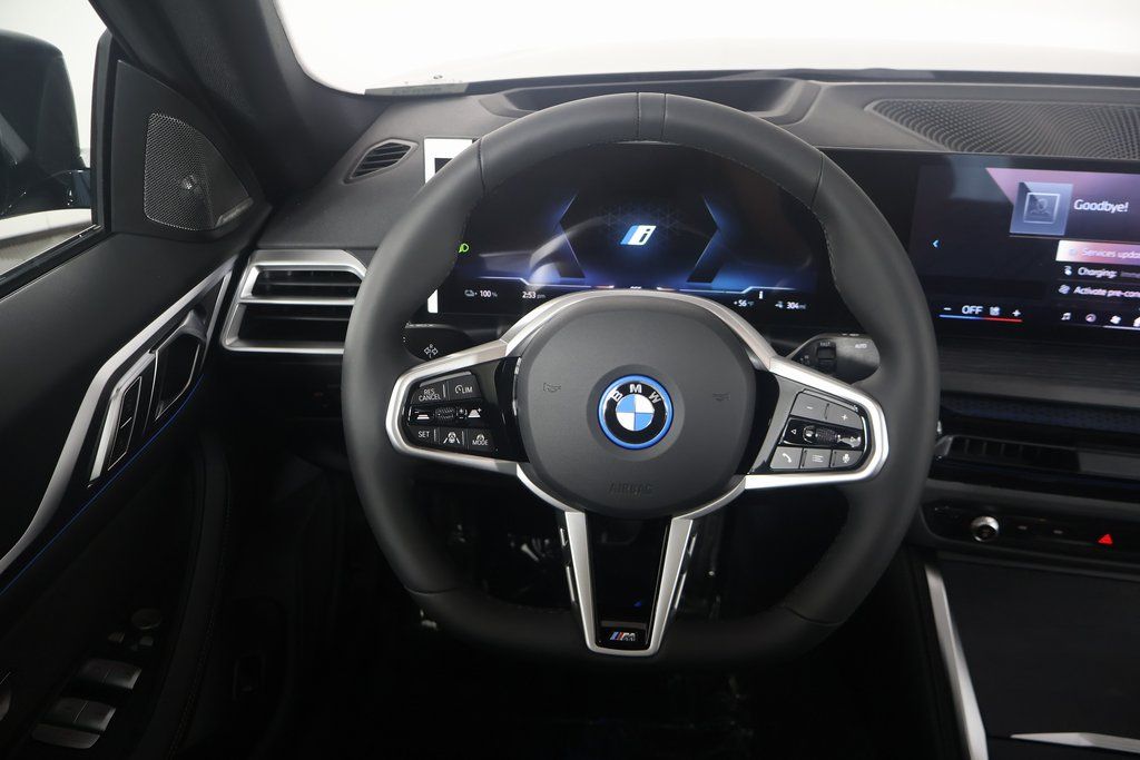 2025 BMW i4