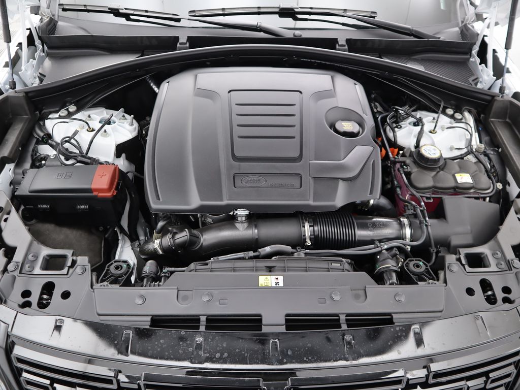 2025 Land Rover Range Rover Velar