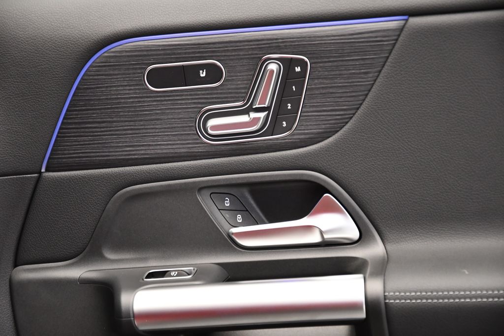 2025 Mercedes-Benz GLA