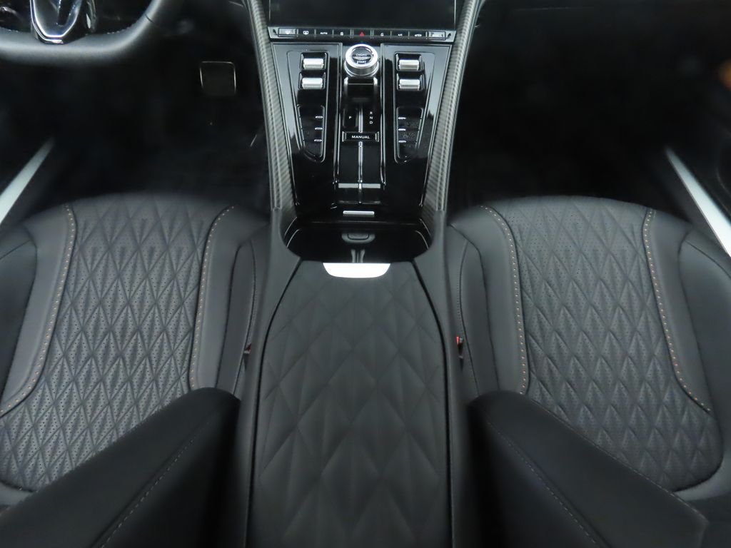 2024 Aston Martin DB12