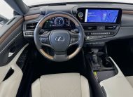 2025 Lexus ES