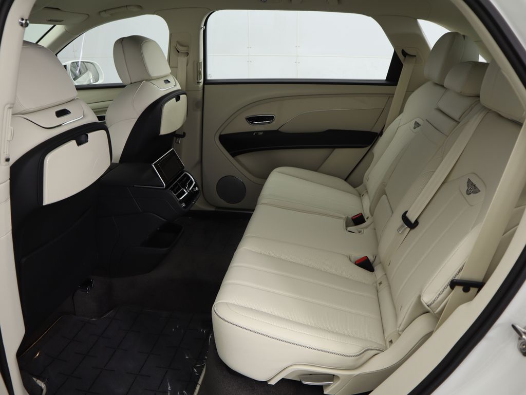 2024 Bentley Bentayga