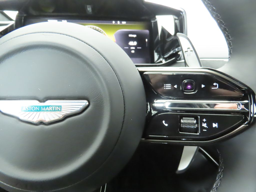 2025 Aston Martin Vantage Base V8 Coupe