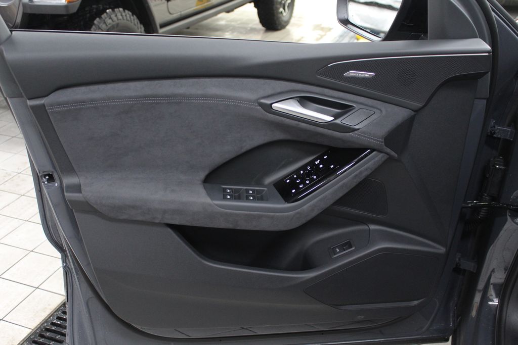 2025 Audi e-tron Premium Electric Motor