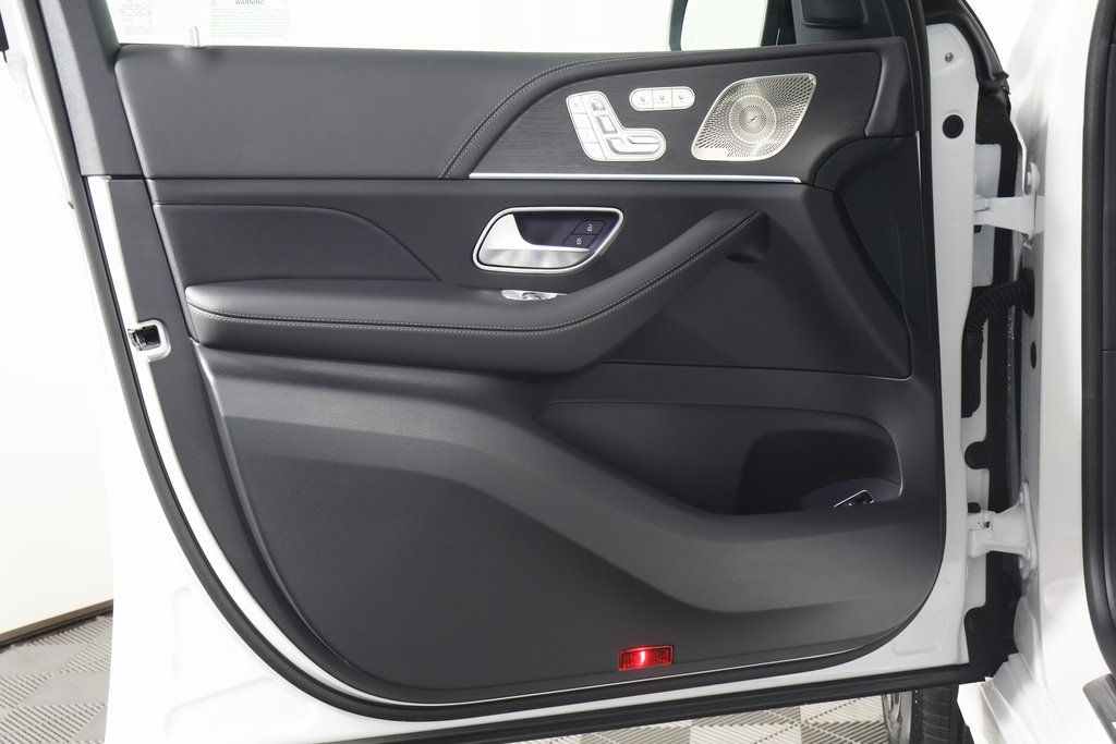 2025 Mercedes-Benz GLE