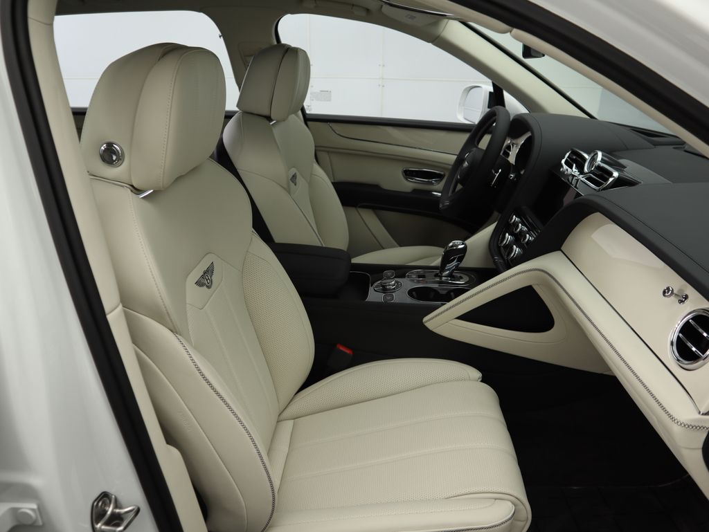 2024 Bentley Bentayga