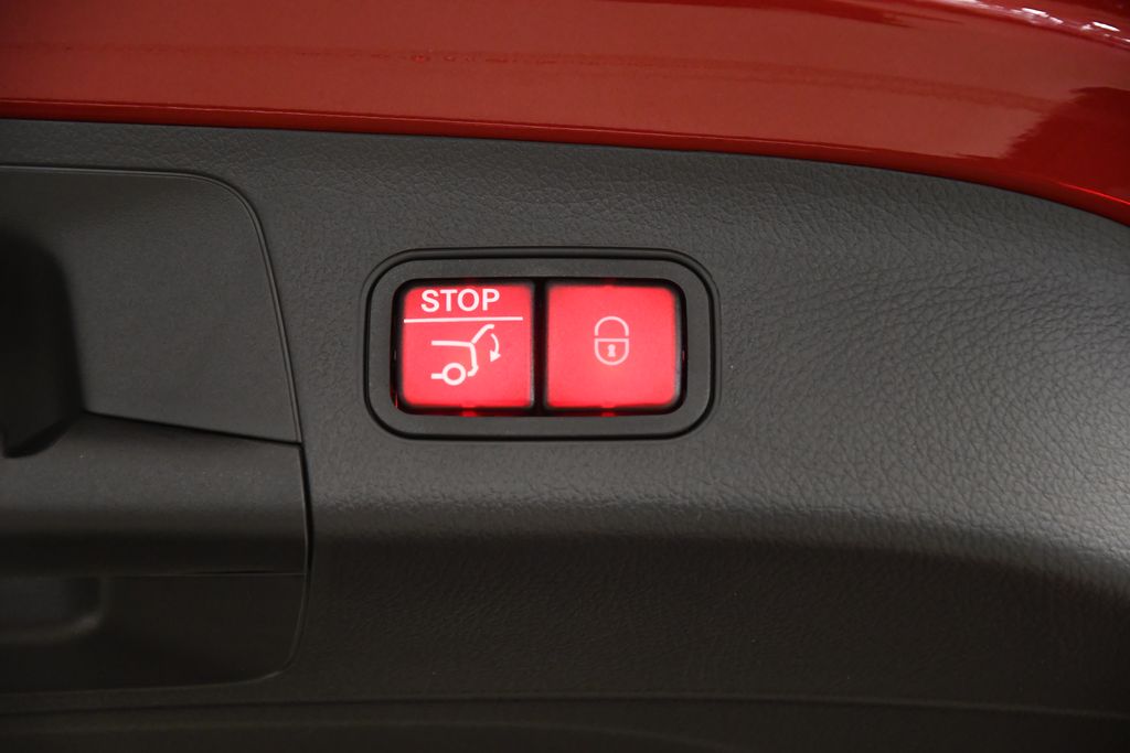 2025 Mercedes-Benz GLA