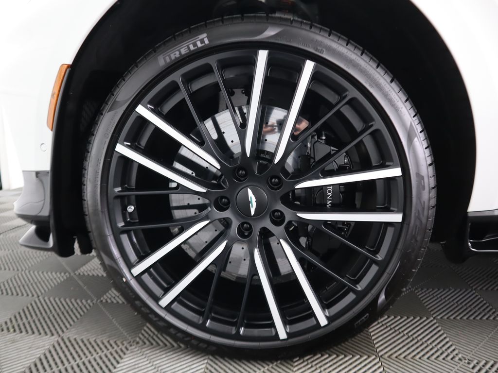 2024 Aston Martin DBX 707 SUV