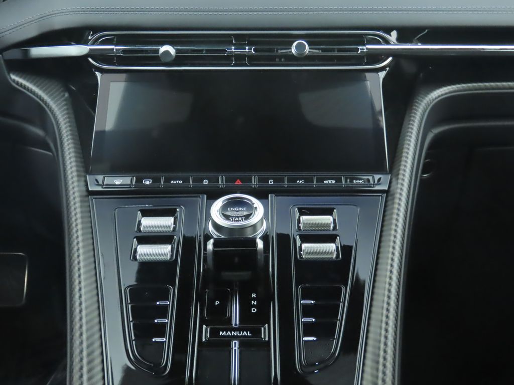 2024 Aston Martin DB12