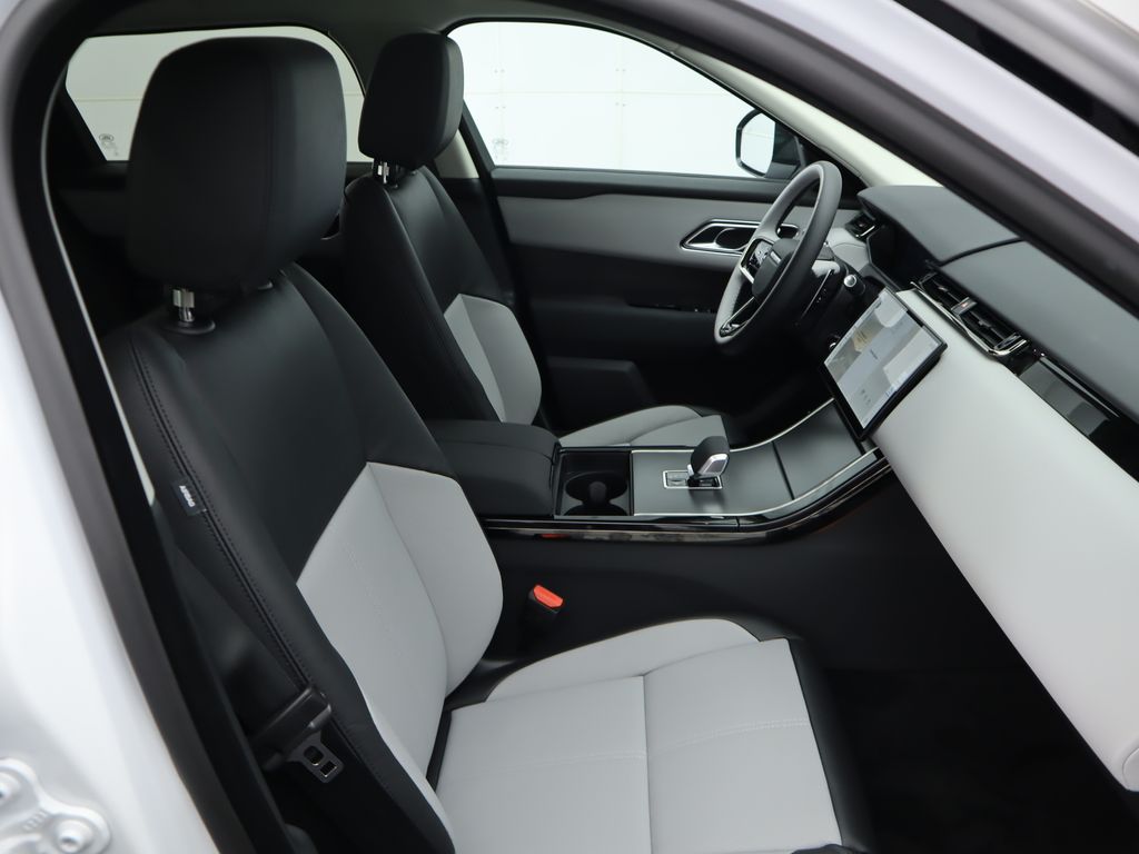 2025 Land Rover Range Rover Velar