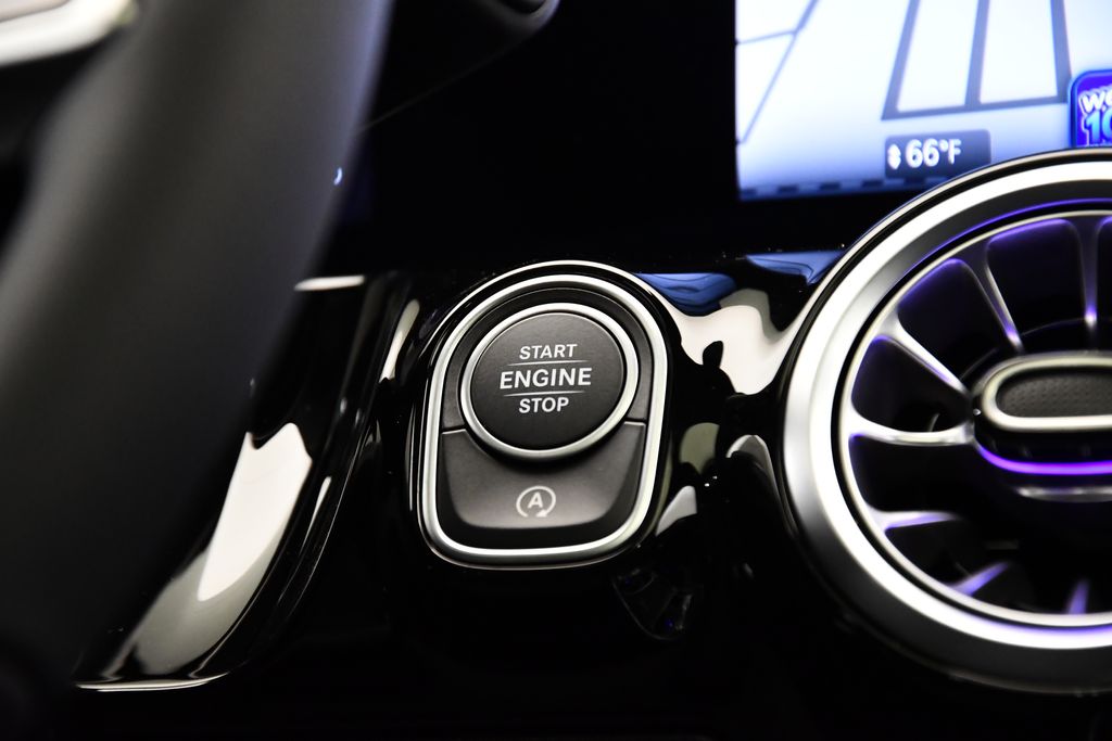 2025 Mercedes-Benz GLA