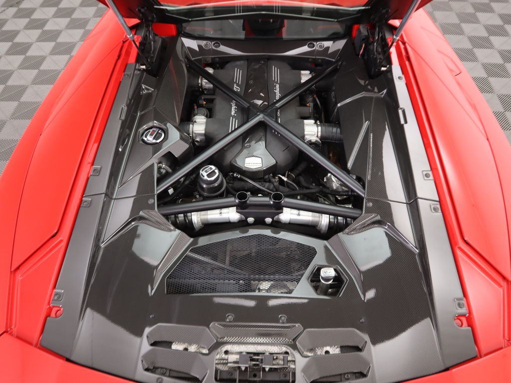 2014 Lamborghini Aventador