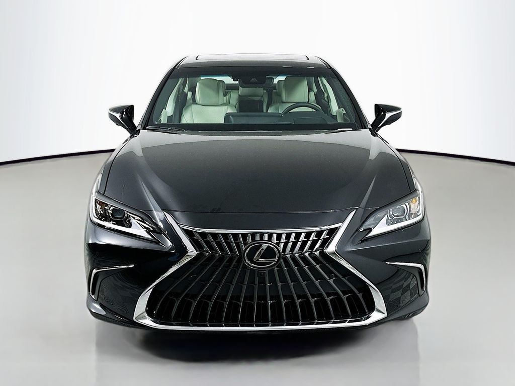 2025 Lexus ES