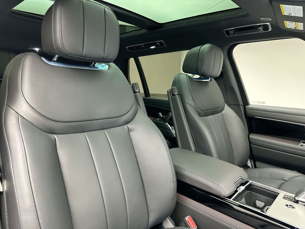 2025 Land Rover Range Rover