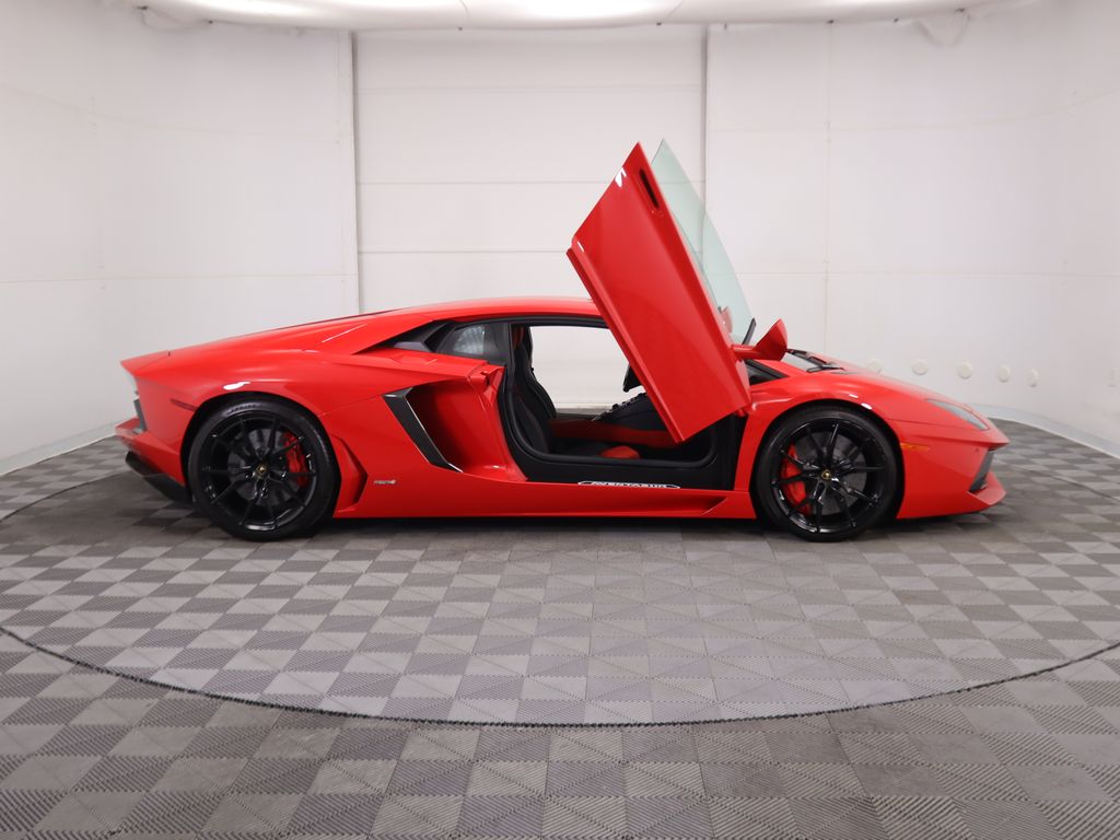 2014 Lamborghini Aventador