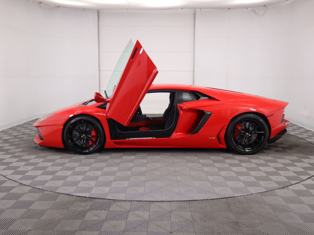 2014 Lamborghini Aventador