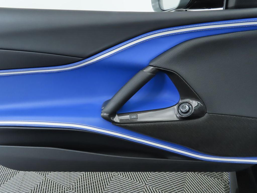 2023 Ferrari 812 GTS