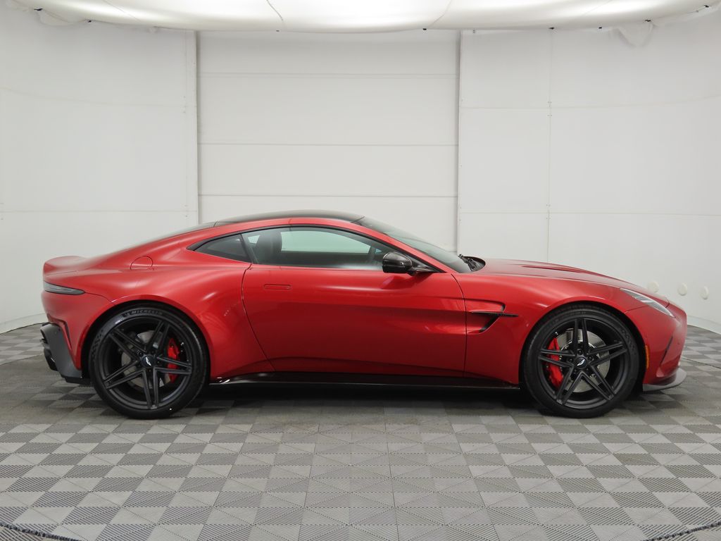 2025 Aston Martin Vantage Base V8 Coupe