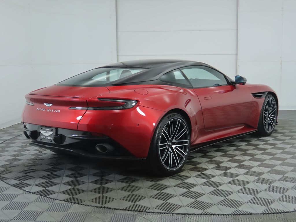 2024 Aston Martin DB12
