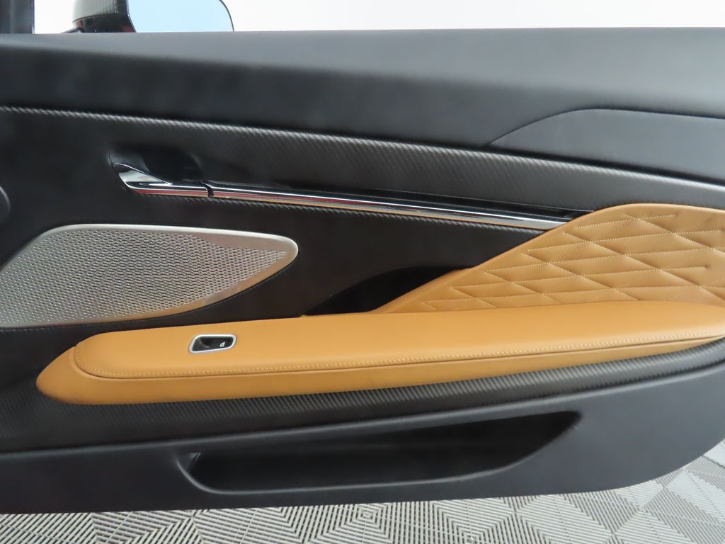 2024 Aston Martin DB12