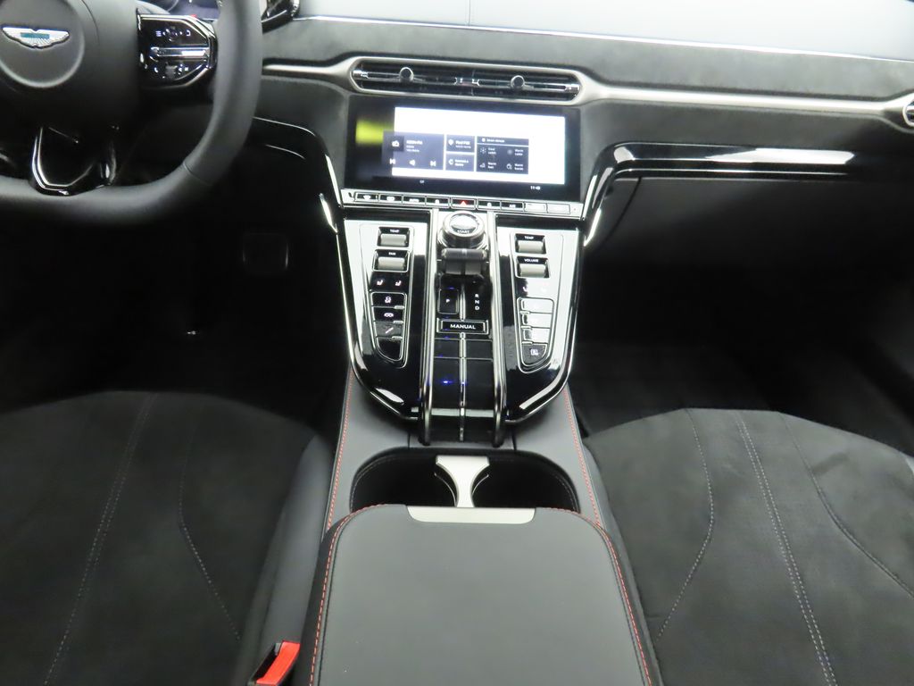 2025 Aston Martin Vantage Base V8 Coupe