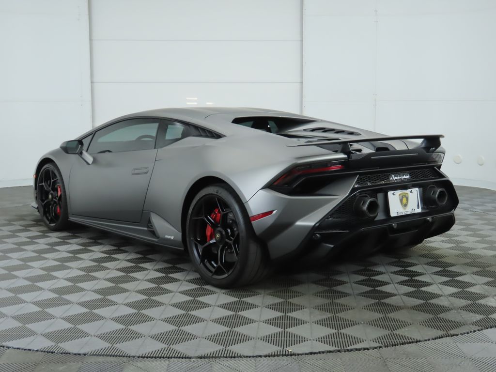 2023 Lamborghini Huracan Tecnica
