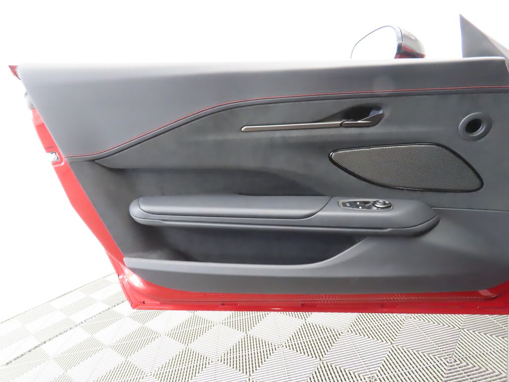 2025 Aston Martin Vantage Base V8 Coupe