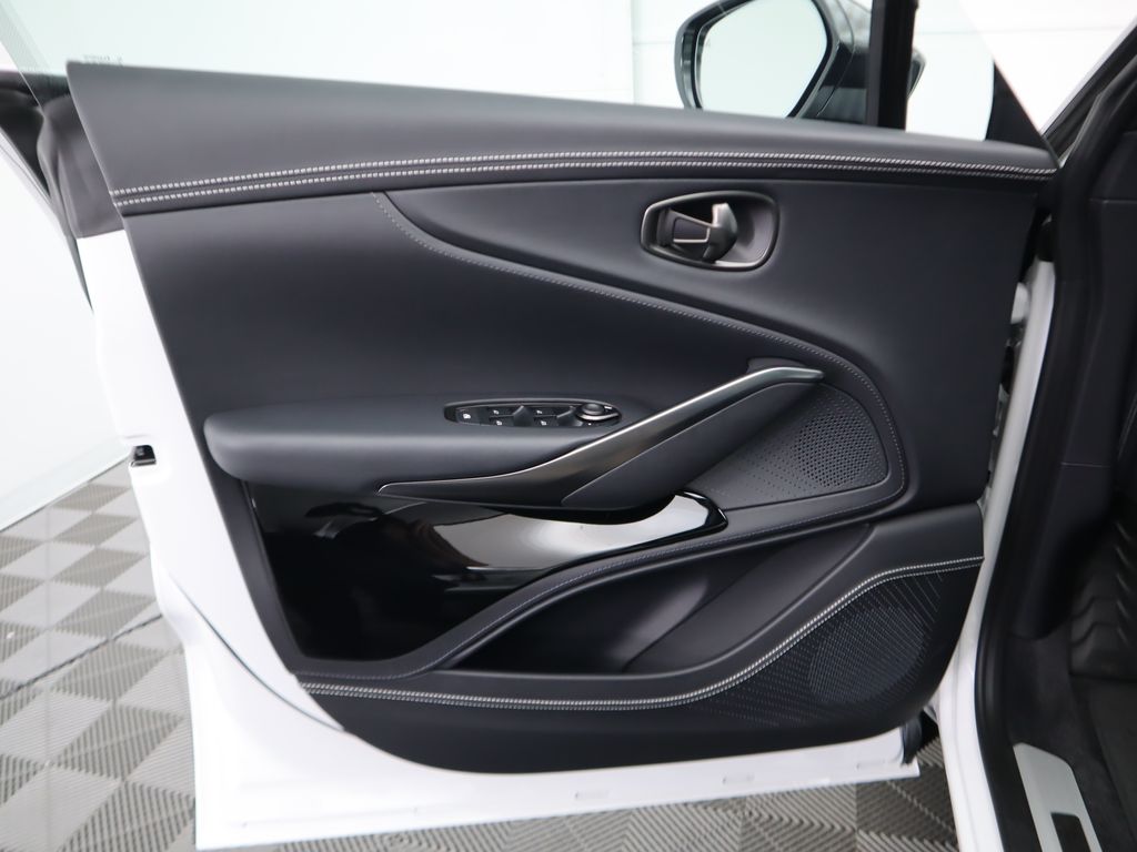 2024 Aston Martin DBX 707 SUV