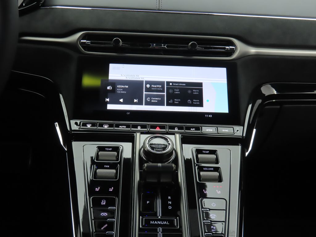 2025 Aston Martin Vantage Base V8 Coupe