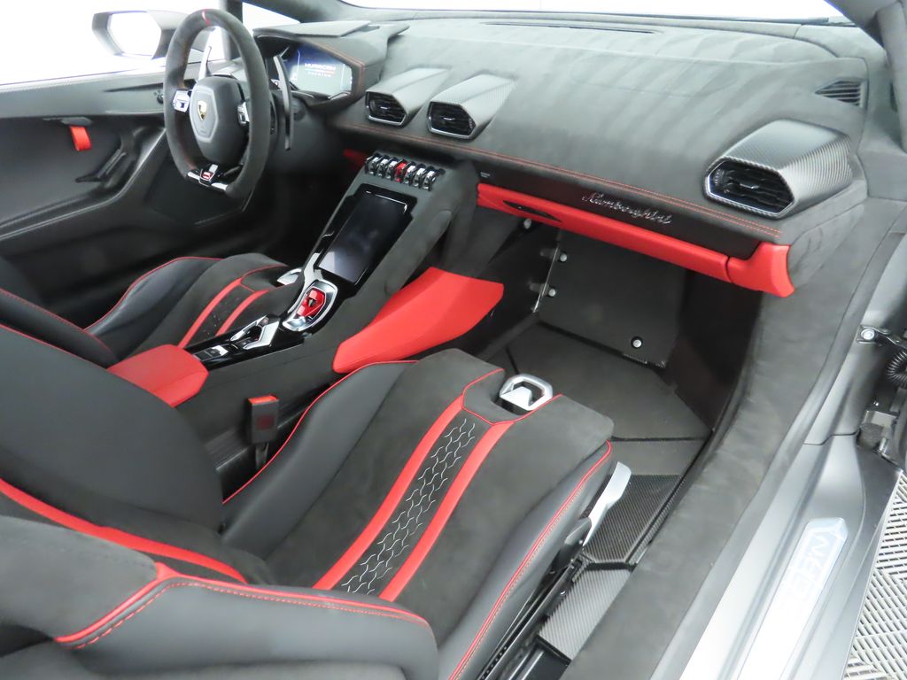 2023 Lamborghini Huracan Tecnica