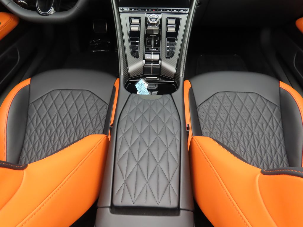 2025 Aston Martin DB12