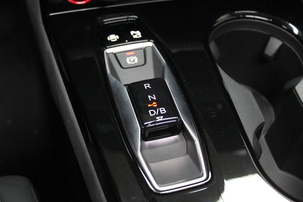 2025 Audi e-tron Premium Electric Motor