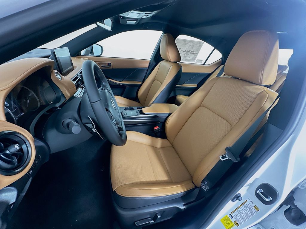 2024 Lexus IS