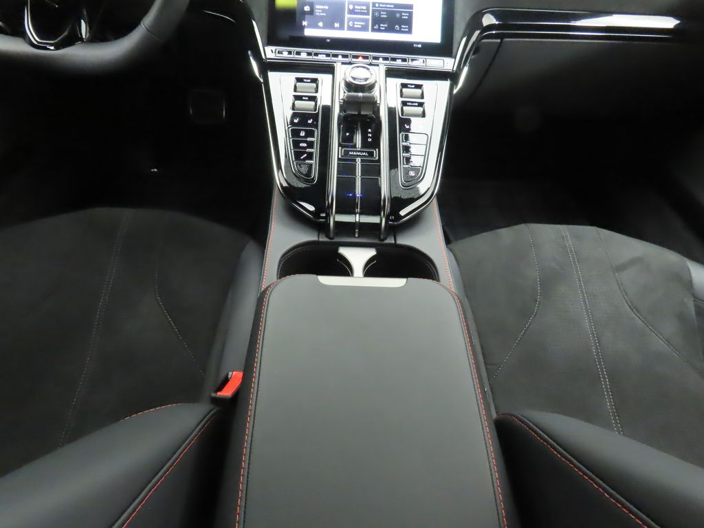 2025 Aston Martin Vantage Base V8 Coupe