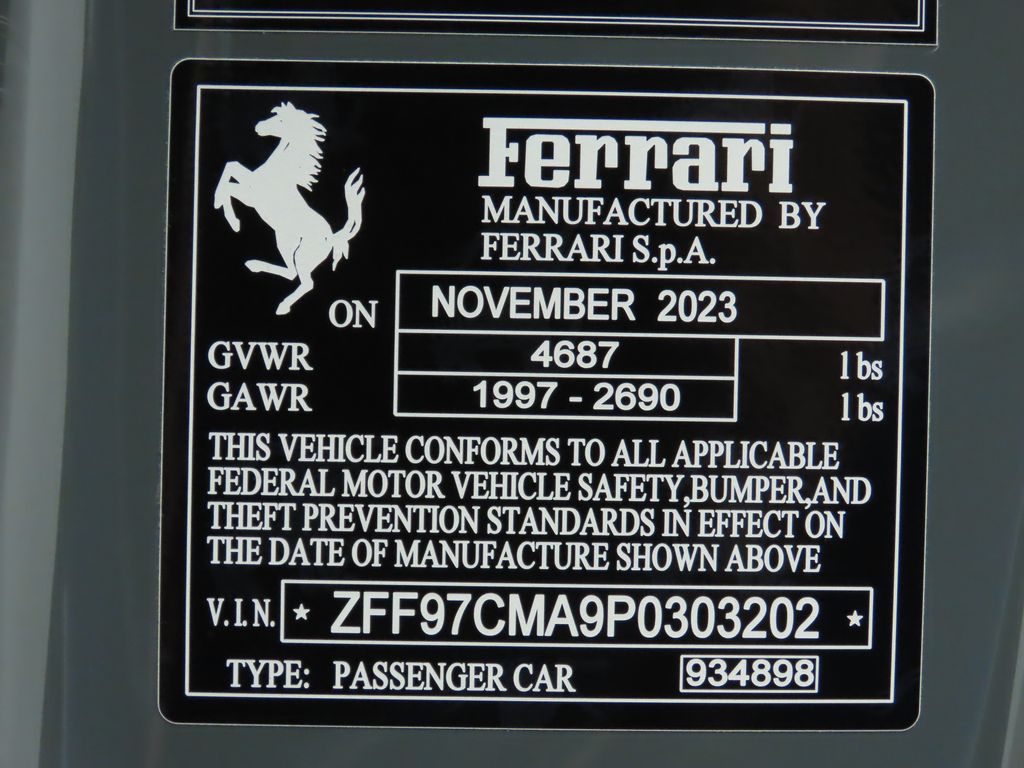 2023 Ferrari 812 GTS