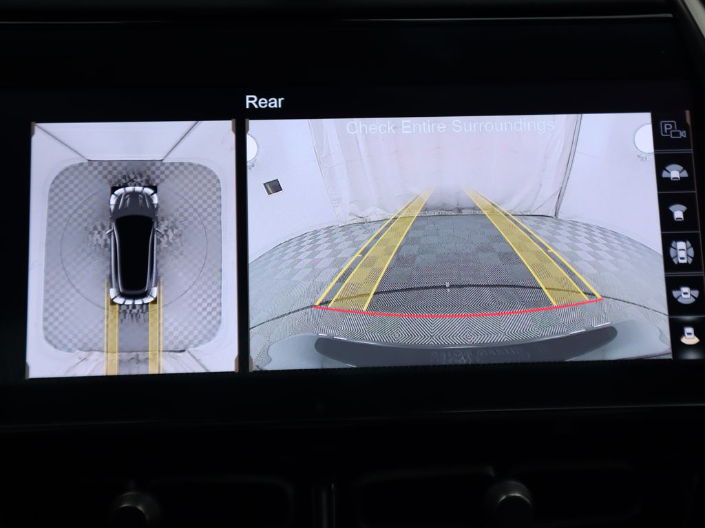 2024 Aston Martin DBX 707 SUV