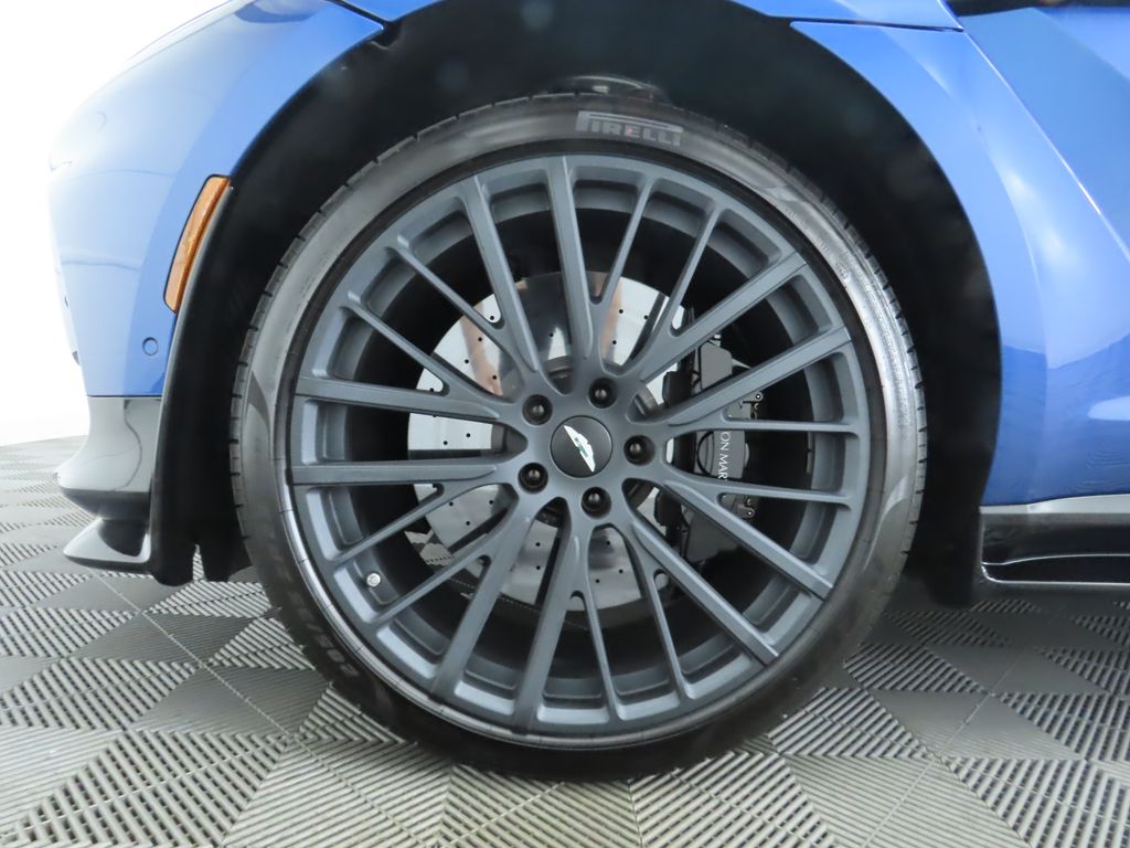 2024 Aston Martin DBX SUV