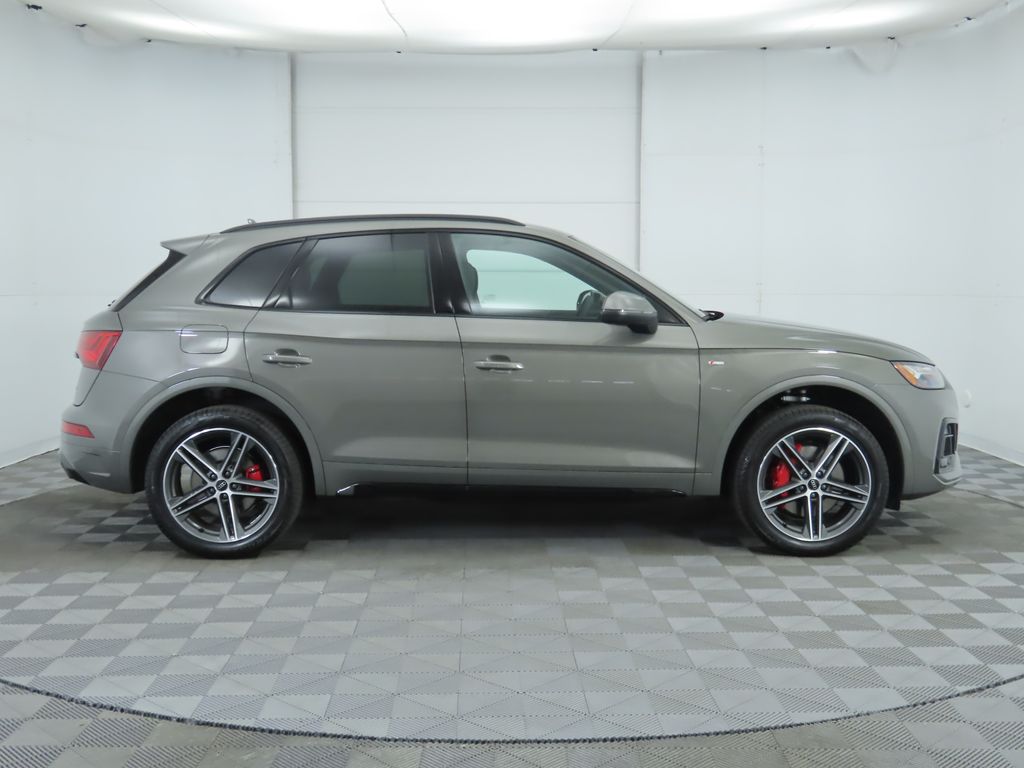 2025 Audi Q5 S Line