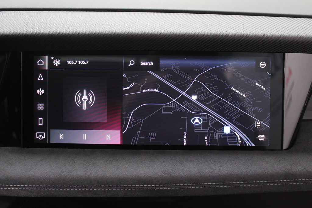 2025 Audi e-tron Premium Electric Motor