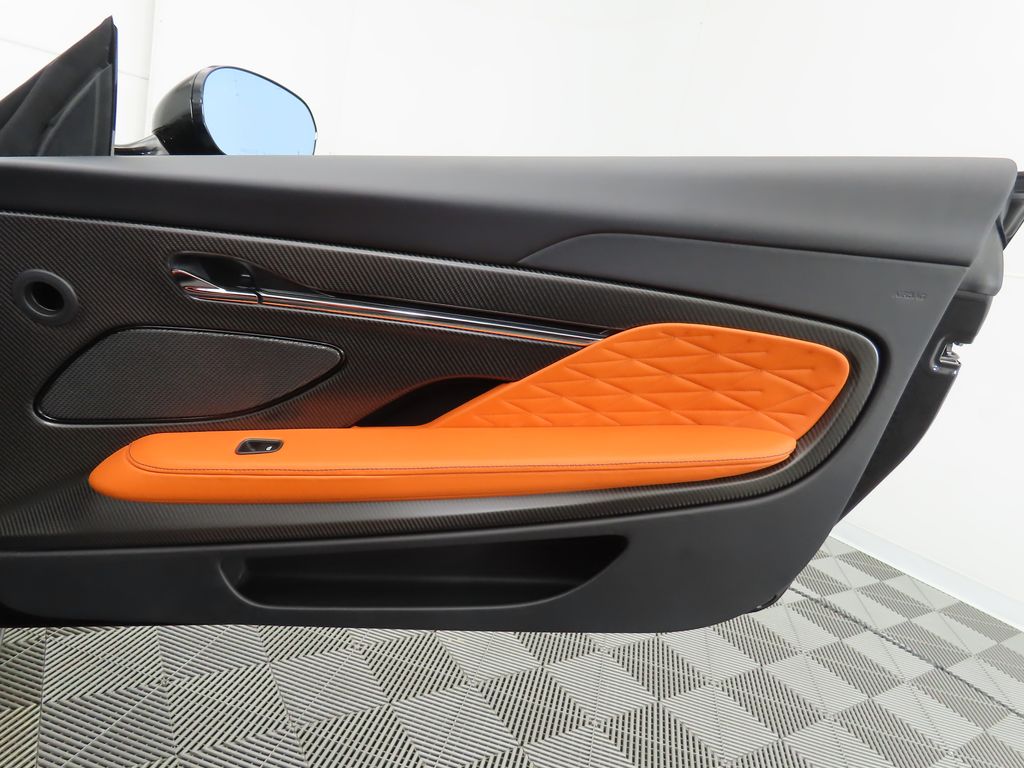 2025 Aston Martin DB12