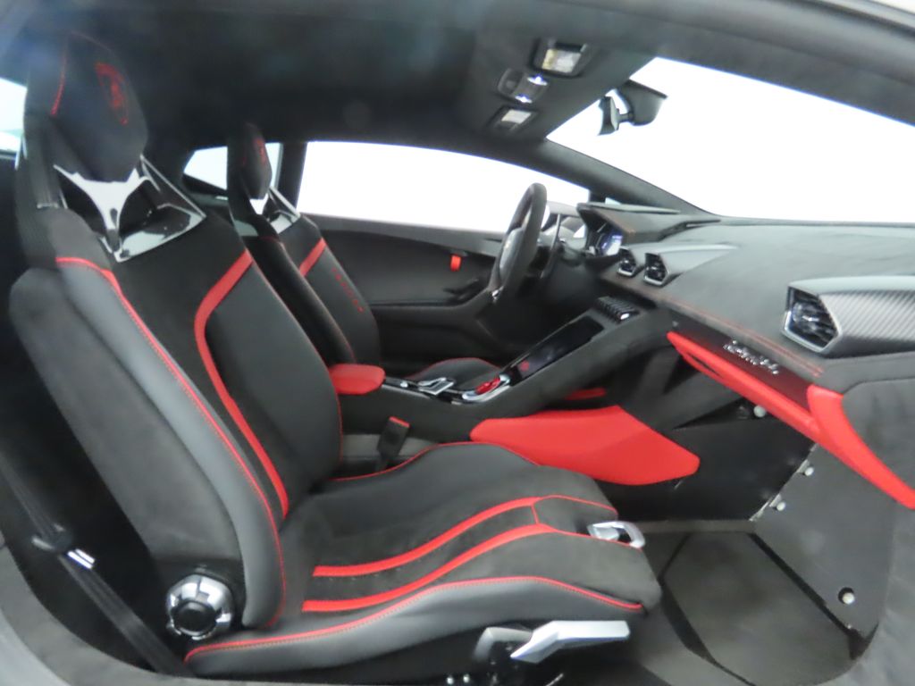 2023 Lamborghini Huracan Tecnica