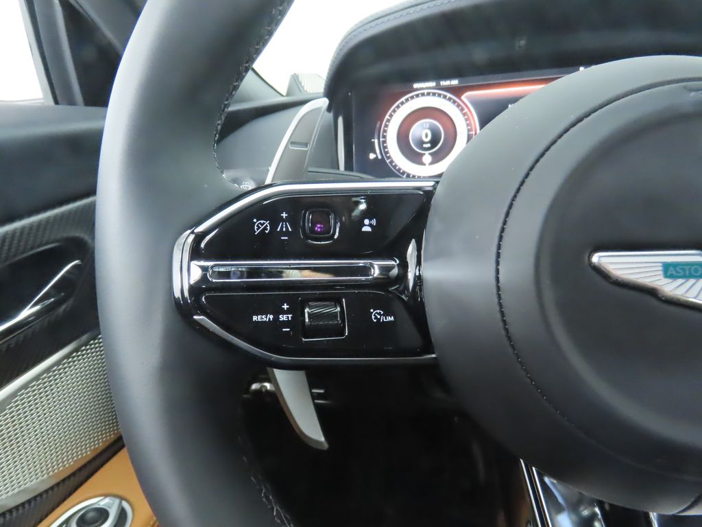 2024 Aston Martin DB12