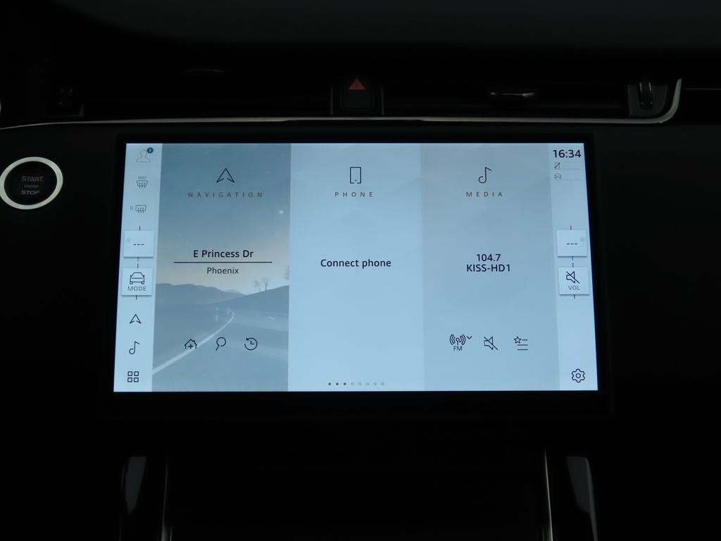 2025 Land Rover Range Rover Evoque